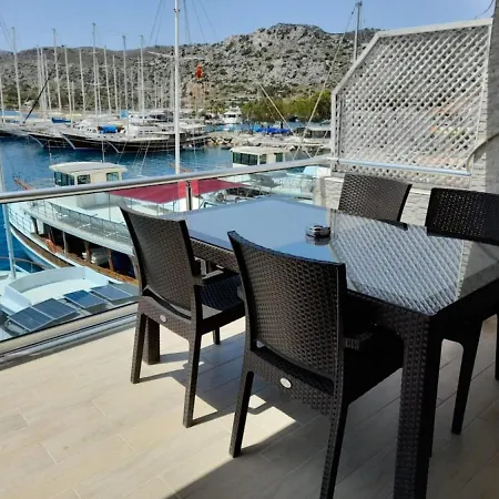 Cozy Flat With Sea View Near In *